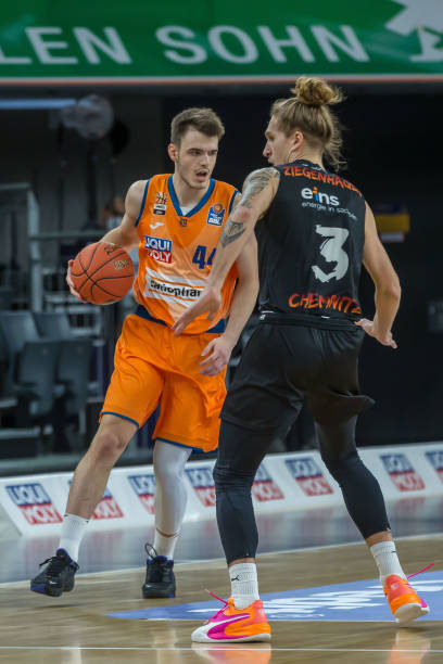 丹佛主场的 丹佛主场的